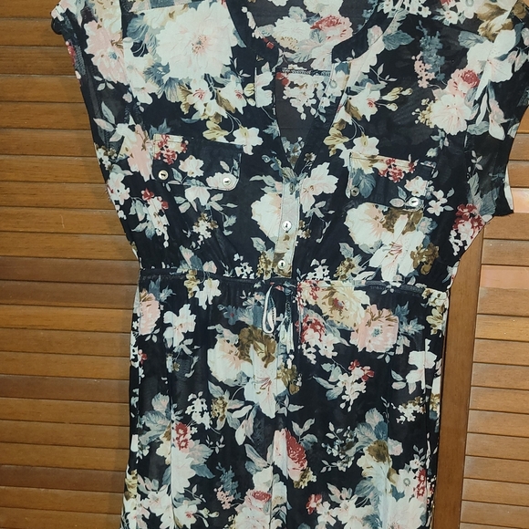 Siren Lily Black and Cream Floral Maternity Blouse Sz Small Sheer - Picture 2 of 8